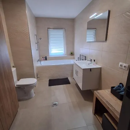 Appartement Andrasi