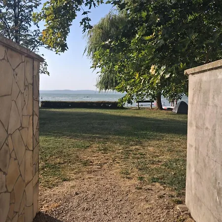 Andrasi Lejlighed